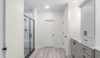 518 Madeleine Cir, Austin, AR 72007