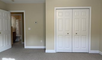 1434 Ohio St, Bangor, ME 04401