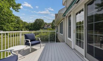 51 Dockside Ln, Belfast, ME 04915