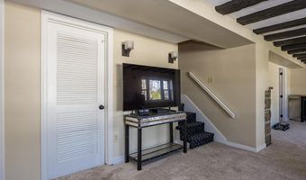 820 SHARPLESS Rd, Hockessin, DE 19707