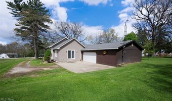 215 N Turner Rd, Austintown, OH 44515