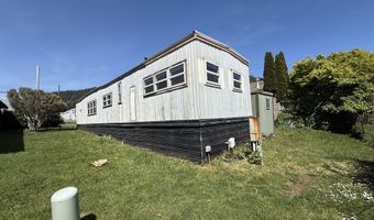 98090 W BENHAM Ln 7, Brookings, OR 97415