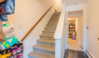 157 Shelter Rock Rd 39, Danbury, CT 06810