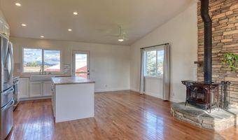 1837 E YELLOW PINE Ave, Athol, ID 83801