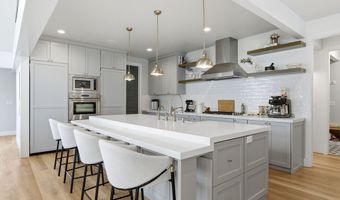 19 E ELK Ct, Alpine, UT 84004