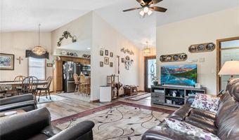 1286 Westbrook Cir, Alexandria, MN 56308