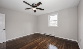 377 High St, Candia, NH 03034