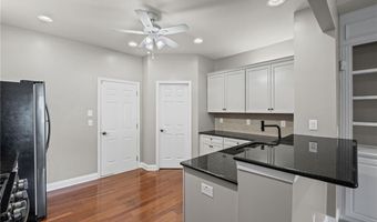 5362 Manor View Dr NW 12, Acworth, GA 30101