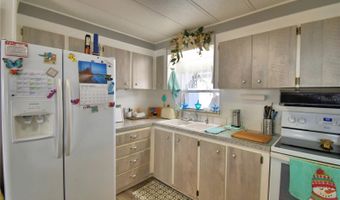 123 HOLIDAY Ln, Auburndale, FL 33823