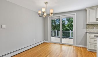 88 Grand View Rd, East Greenwich, RI 02818