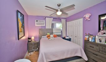 1111 E Algonquin Rd 1, Arlington Heights, IL 60005