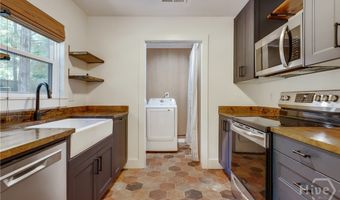 640 Tallassee Rd, Athens, GA 30606