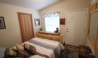 10 FOOTHILL Blvd, Alpine, WY 83128