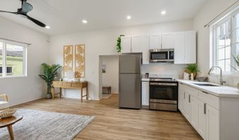 47-726 Kamehameha Hwy D, Kaneohe, HI 96744