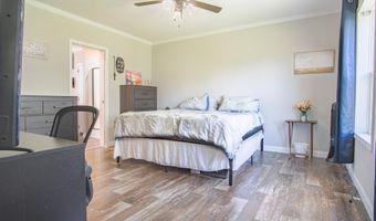 23706 E U.S. 160, Alton, MO 65606