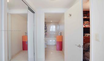 19501 W Country Club Dr 1610, Aventura, FL 33180