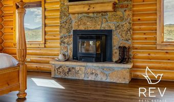 63 Moose Creek Rd, Cody, WY 82414