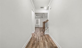 612 Auburn Crossing Dr, Auburn, GA 30011