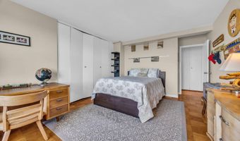 510 Deal Lake Dr 6B, Asbury Park, NJ 07712