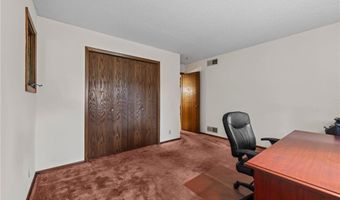 1267 Nursery Hill Ln, Arden Hills, MN 55112