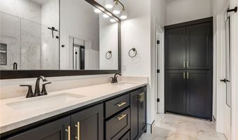 17 Rupert Ln, Bella Vista, AR 72715