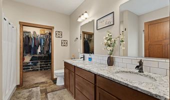 200 DANCING LIGHTS Ln, Athol, ID 83801
