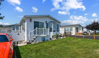 8522 N LONGBOAT Way, Berlin, MD 21811