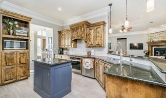1921 Las Tecovas Trl, Amarillo, TX 79124