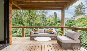 7 Haith Dr, Asheville, NC 28801