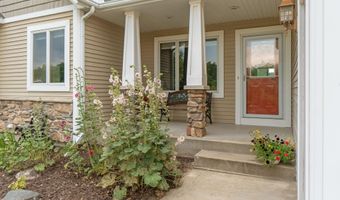 1084 38th St, Allegan, MI 49010