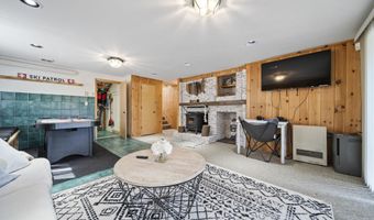 15 Goose Hollow Rd, Campton, NH 03223