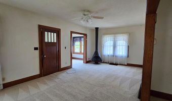 212 E 5th St, Albert Lea, MN 56007