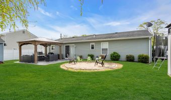 179 Ravenwood Blvd, Barnegat, NJ 08005