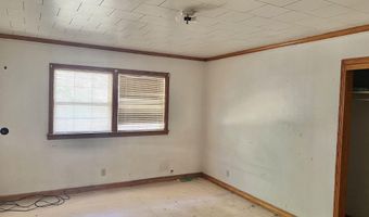 169 E Ashley St, Atmore, AL 36502