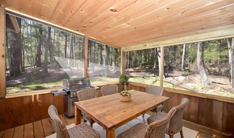859 Moberg Rd, Becket, MA 01223