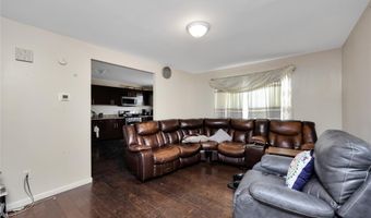 59 Oak St, Amityville, NY 11701