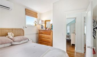 604 Thames & 4 Dixon St, Newport, RI 02840