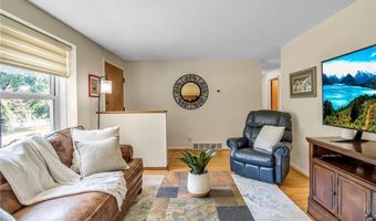 219 Cindy Dr, Amherst, NY 14221