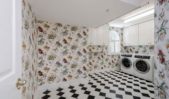 9 FRANKLIN St, Alexandria, VA 22314