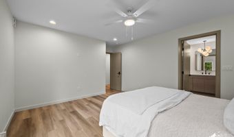 1785 Evangeline Ln, Anchorage, AK 99517