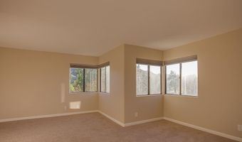 29712 Strawberry Hill Dr, Agoura Hills, CA 91301
