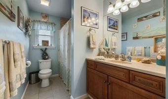 257 Sandlewood Dr, Bayville, NJ 08721