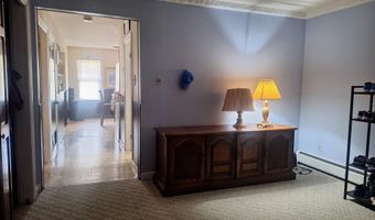 25 Eighth St, Auburn, ME 04210