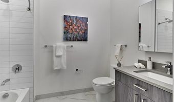 260 AVENUE E 609, Bayonne, NJ 07002
