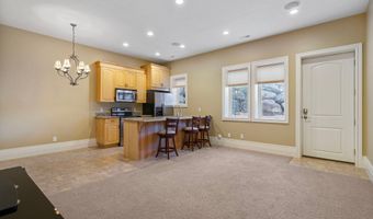 820 N EAGLE VIEW Dr, Alpine, UT 84004