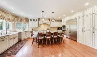 913 S DRYDEN Pl, Arlington Heights, IL 60005