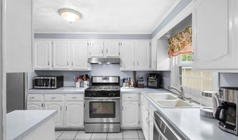 150 Marlow St, Cranston, RI 02920