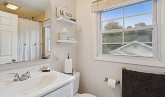 418 Darrow St, Albion, MI 49224
