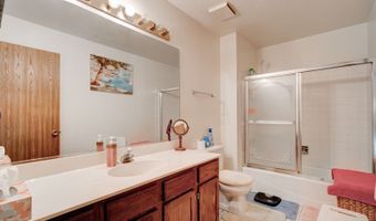 667 Tamarac Blvd, Addison, IL 60101