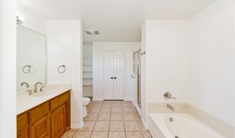 107 Ashley St, Alvord, TX 76225